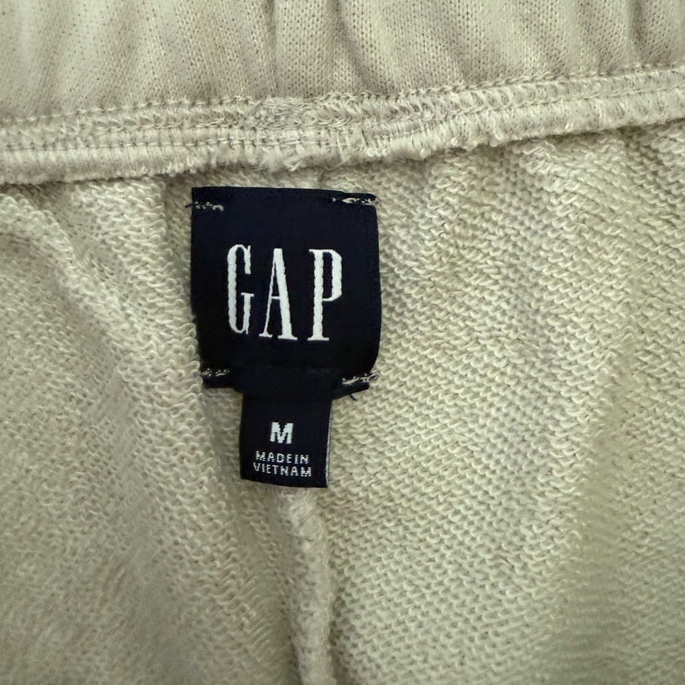 Gap sweatshorts - Picture 5 of 5